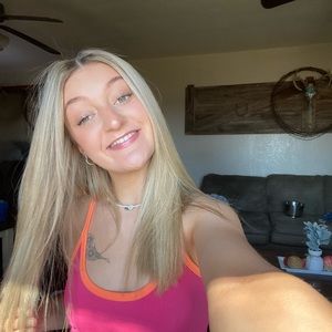 Meet your Posher, Kloee